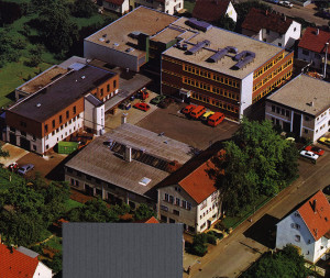 廠房位於 Neuhausen